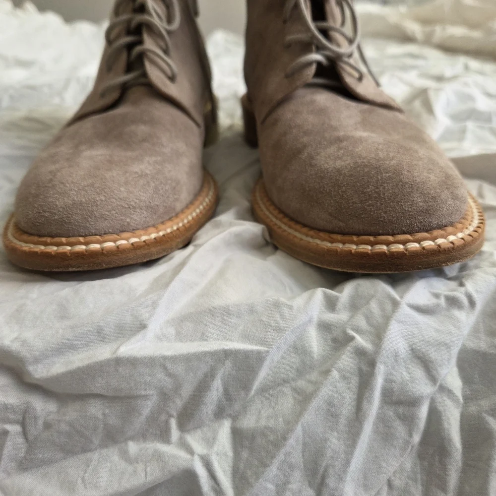 Vince Women's Cabria Suede Lace Up Ankle Boot Almond Toe Sz 7.5 - Picture 3 of 13